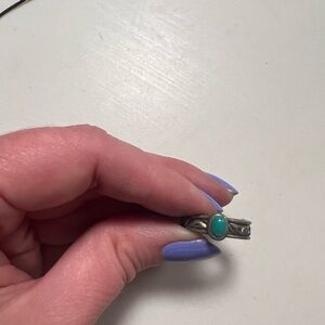 Elegant Silver Turquoise Ring